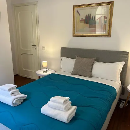 Konukevi Cavour 142 3*