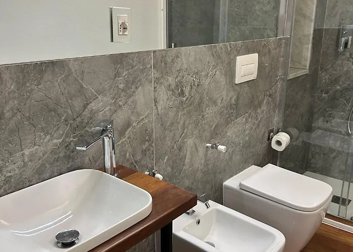 Cavour 142 Penzion La Spezia